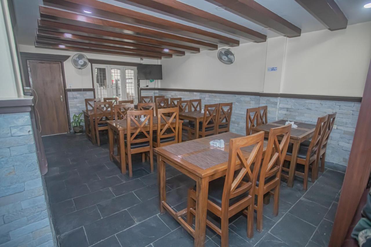 Hotel Dream Light Pokhara Exterior photo